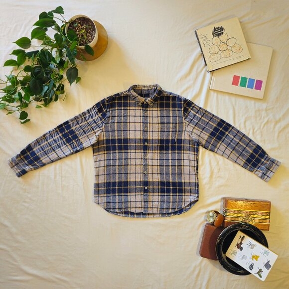 Eddie Bauer Flannel Button-Down - Picture 1 of 6